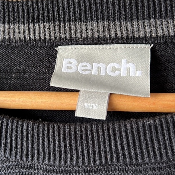 Bench Black Cotton Ribbed Sweater Size Medium - Picture 3 of 9